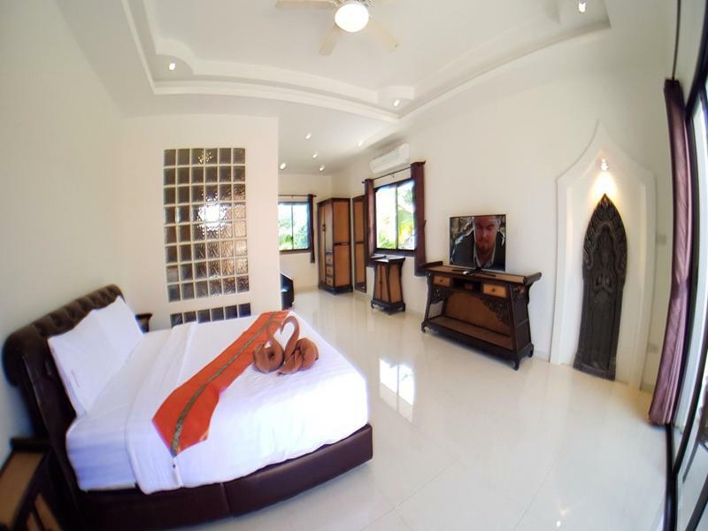 Hideland - The Luxury Tropical Villa Pattaya Exteriör bild